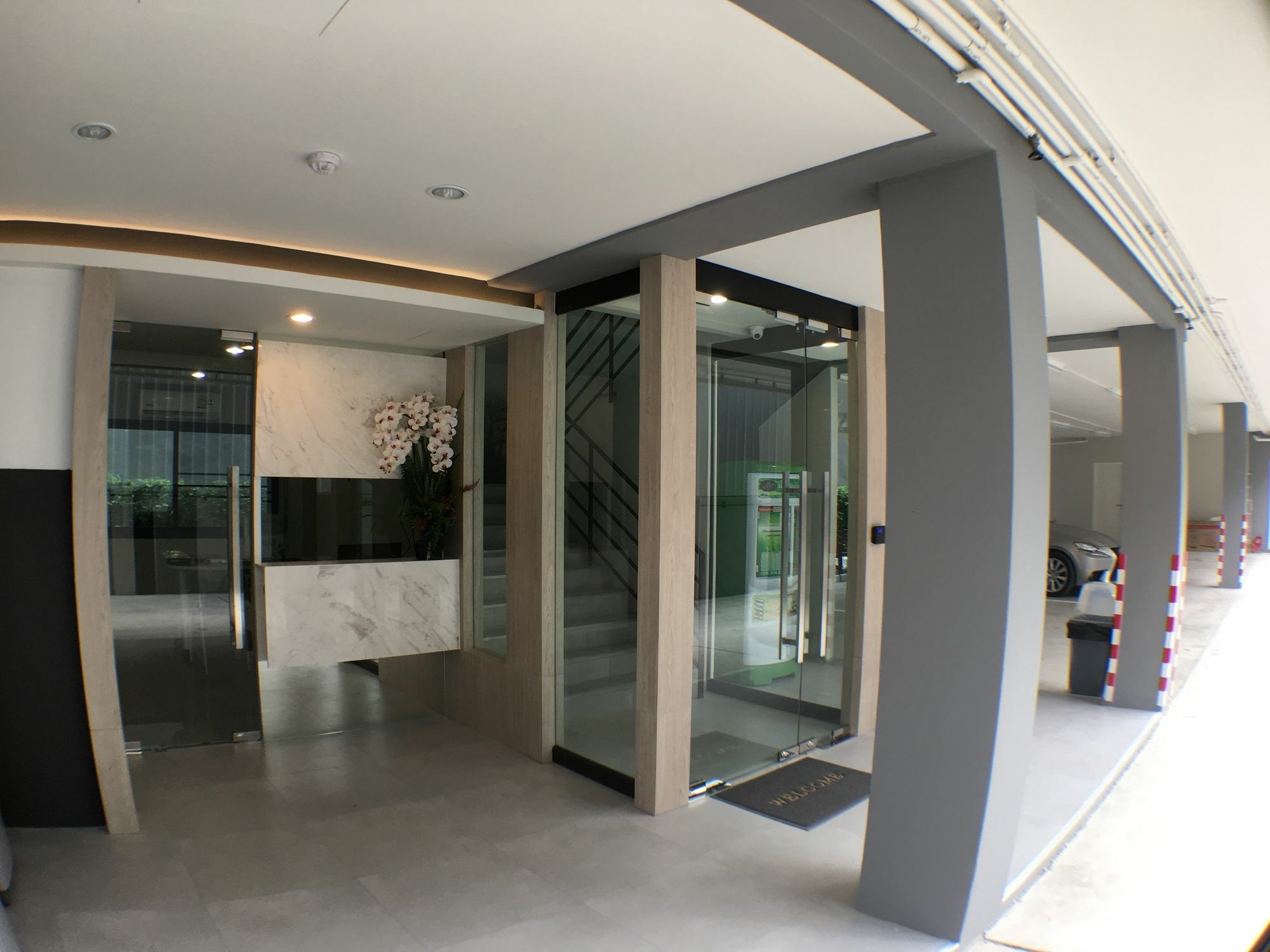 28 Place Banguecoque Exterior foto